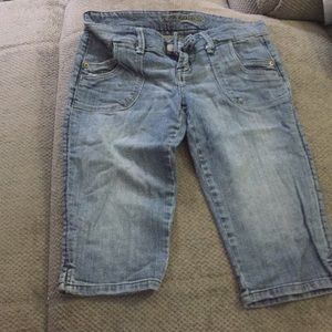 American Eagle Bermuda jeans